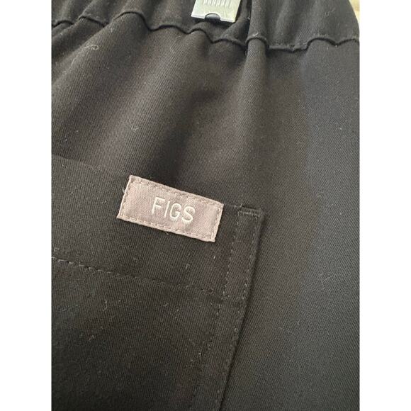 FIGS Men's Medium SHORT Pisco Basic Black Scrub Pants - Picture 3 of 5